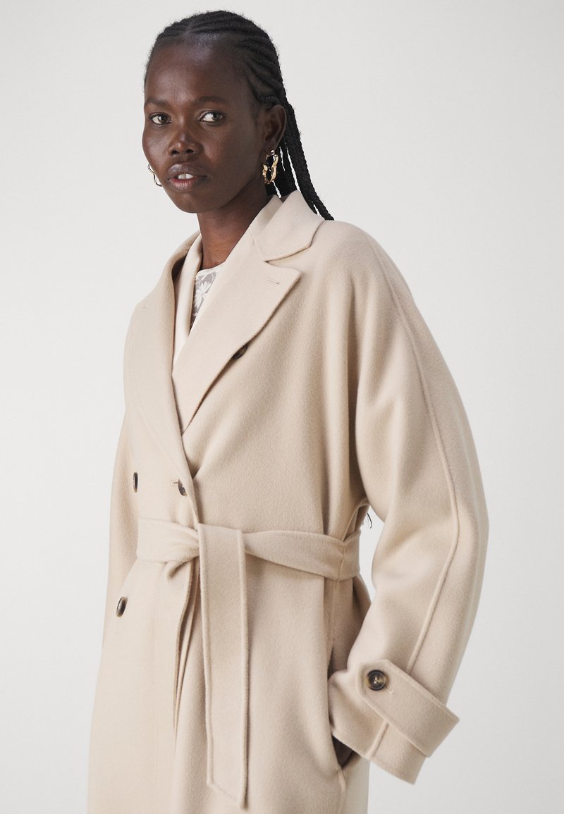 WEEKEND MaxMara AFFETTO - Classic coat - sabbia/sand - Zalando.co.uk