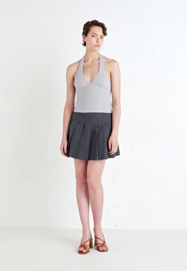 STILL HERE HALTER  - Top - purple4