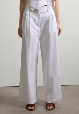 WIDE  POPLIN - Stoffhose - optical white