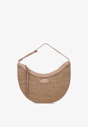 Halvemaanvormige, tan geweven handtas met verstelbare schouderriem en ritssluiting, voorzien van een klein leren merklabel aan de voorkant.