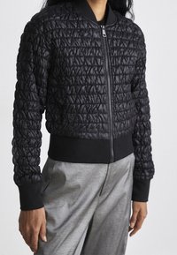 DKNY Bomberjacka - black