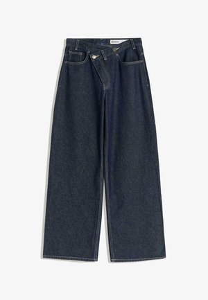 Weit geschnittene dunkelblaue Jeans mit breitem Bein, doppelter Knopfverschluss, vorderen Taschen und sichtbaren weißen Nähten, Marke Bershka.