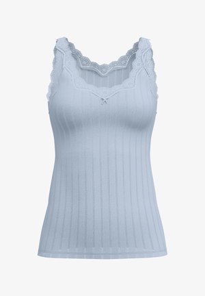Lichtblauw mouwloos geribbeld hemdje met kanten rand rond de halslijn en schouders, voorzien van een kleine decoratieve strik aan de voorkant midden.