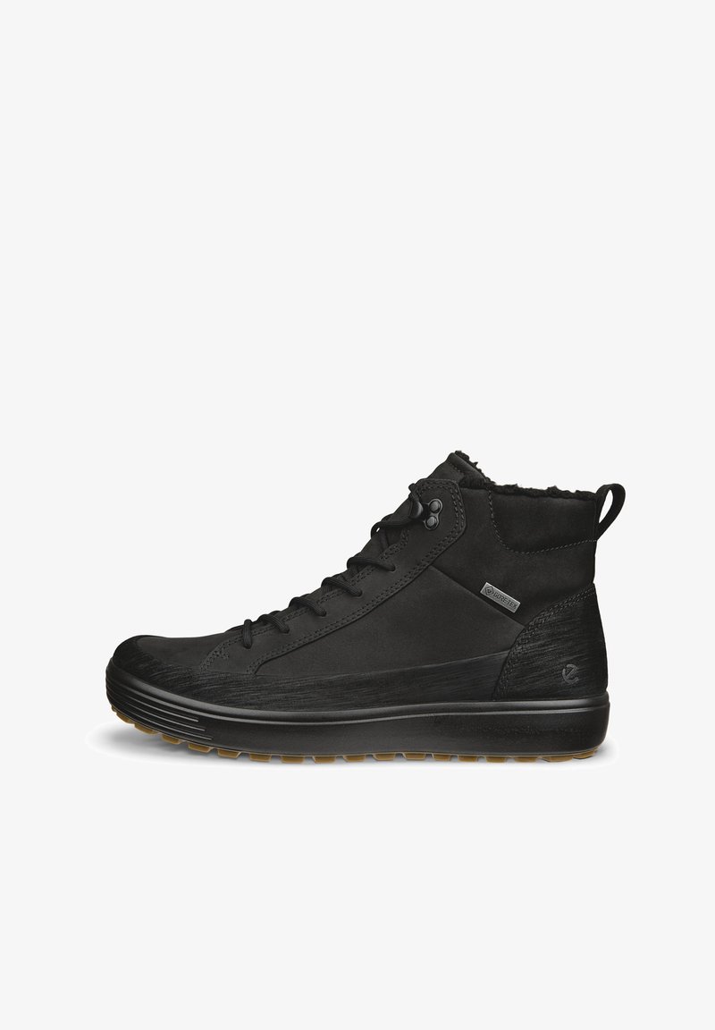 Schwarzer wasserdichter hoher Stiefel mit Schnürung vorne, gepolstertem Knöchelbereich und Gummisohle mit Profil für den Außeneinsatz.