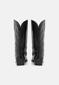 Vagabond NELLA - Botas camperas - black