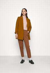 Object OBJLISA SLIM PANT - Calças - partridge