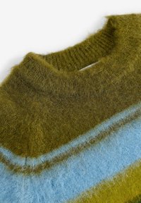 Next REGULAR FIT - Trükipildiga T-särk - blue green stripe
