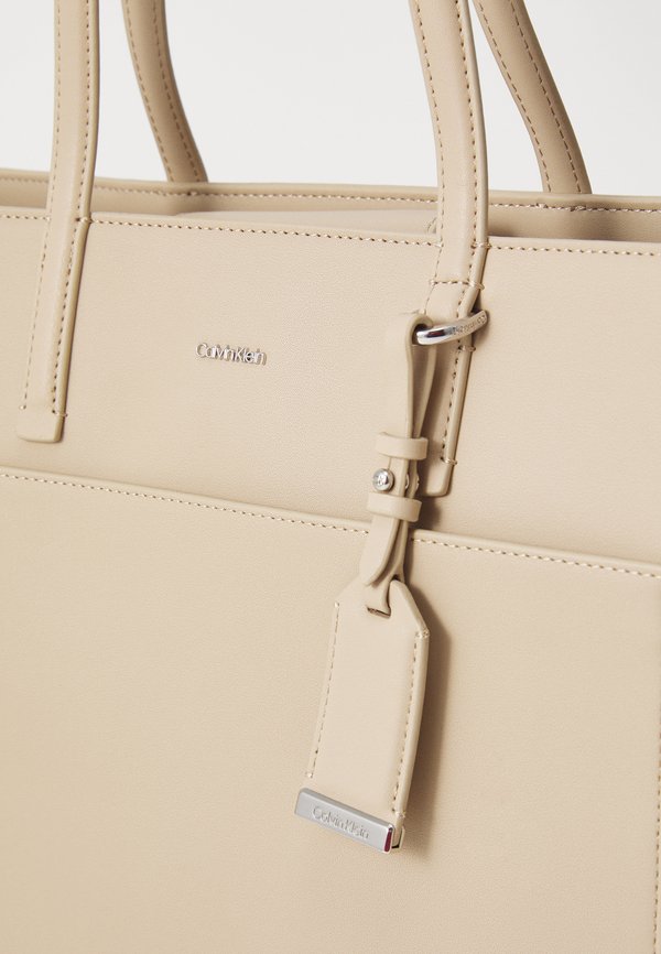 MUST MEDIUM  - Tote bag - crockery2