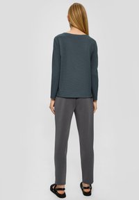 s.Oliver JACQUARD - Strickpullover - olivgrün