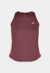 Maroonfarbenes athletisches Tanktop mit rundem Ausschnitt, schlankem Design, Mesh-Seitenteilen und kleinem weißen Nike-Logo auf der Vorderseite.