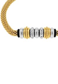 Collana in metallo dorato intrecciato con anelli d'argento e d'oro, arricchita da strass, con un dettaglio in gomma nera al centro.