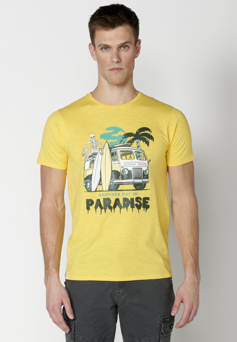 Koroshi SHORT SLEEVE  - Marškinėliai su spaudiniu - amarillo   yellow