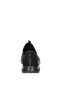 Zwarte slip-on sneakers met een bovenwerk van mesh en een gevoerde zool. Voorzien van een trekhaak aan de hiel en minimale branding in het grijs.