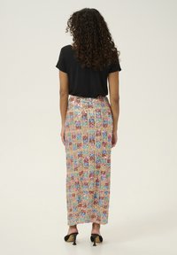 Culture CULTURE  - Fustă maxi - gold blue red sequins
