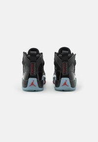 Jordan JUMPMAN TWO TREY - Zapatillas altas - black/university red/white