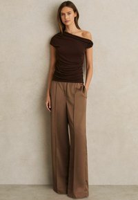 Reiss ELSIE WIDE LEG ELASTIC WAIST  - Kelnės - taupe neutral