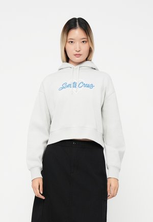 Felpa corta grigia chiara in cotone, con il logo blu "Santa Cruz". Maniche lunghe e design con cappuccio regolabile con cordino.