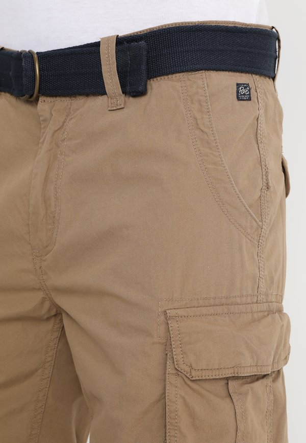 CARGO - Shorts - dark tobacco3