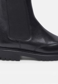 Henry Stevens CHELSEA - Stivaletti con plateau - schwarz