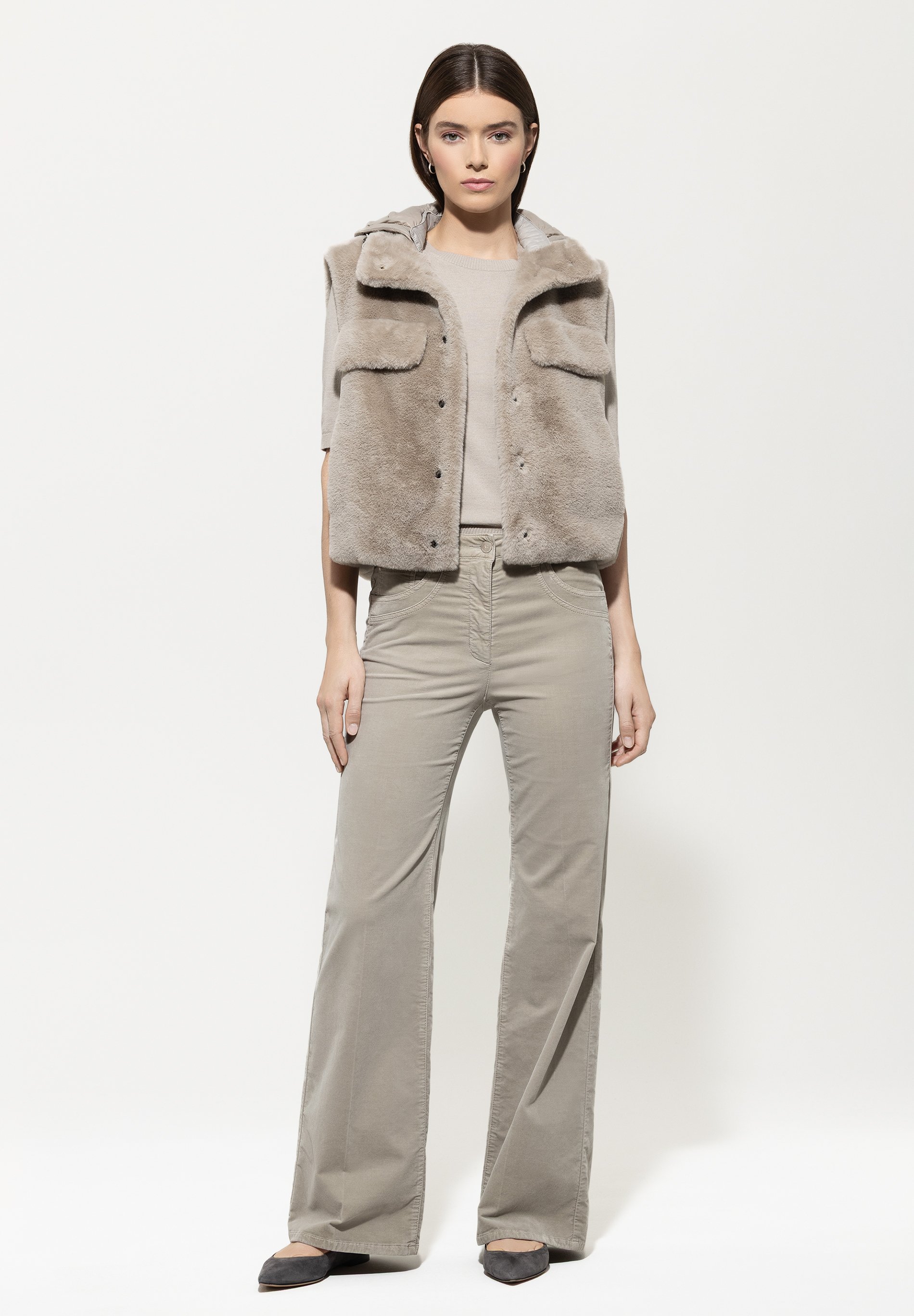 Luisa Cerano IN FELL-OPTIK - Waistcoat - oyster/beige - Zalando