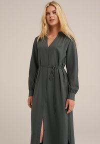 Thumbnail Image 3
