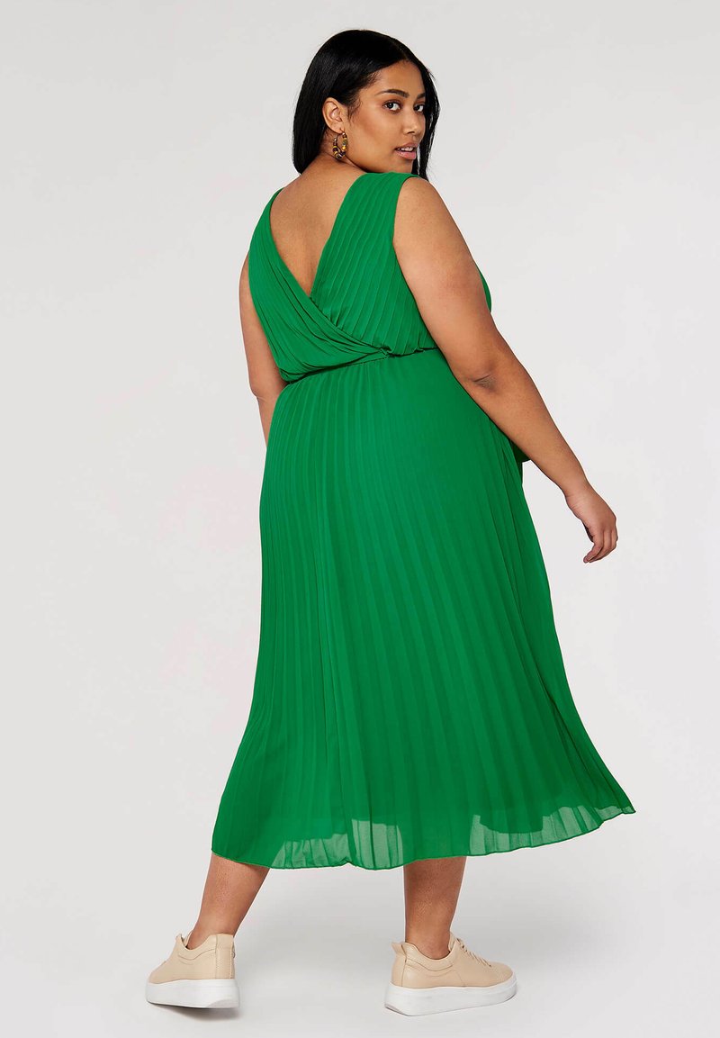 Apricot CURVE PLISSE WRAP - Day dress - green - Zalando
