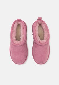 UGG CLASSIC ULTRA MINI - Klasiski puszābaki - dusty orchid
