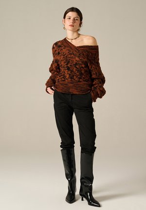 MELANGE PATTERN V-NECK - Pullover - brown