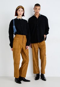 Sister Jane CLAY PATCHWORK TROUSERS UNISEX - Housut - tan