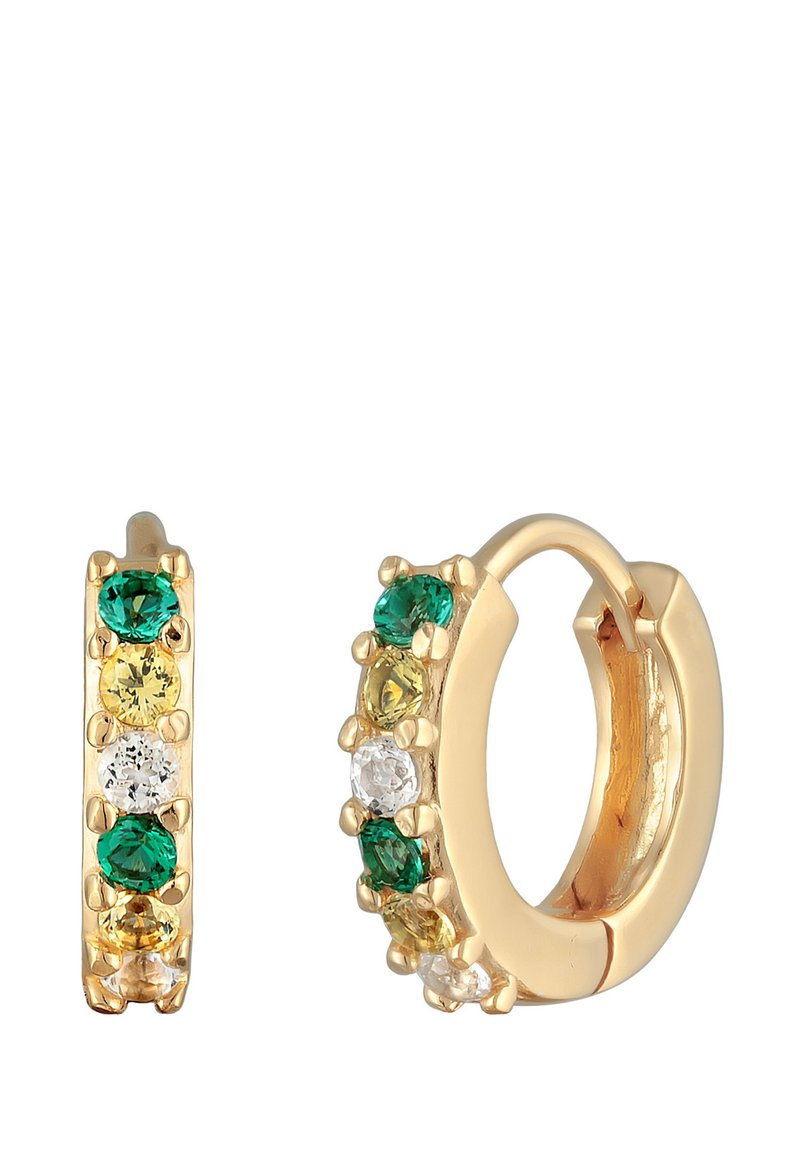 Guldörhängen i form av ringar prydda med gröna, gula och klara stenar; med klorinställningar och en polerad metallfinish.