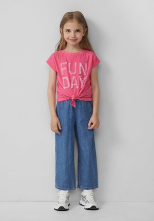 MIT APPLIKATION UND KNOTENDETAIL - Print T-shirt - pink