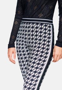 Marc Cain SANTA - Leggings - Trousers - navy