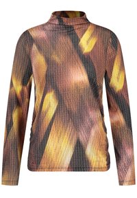 Haut à col roulé à manches longues en tissu léger, présentant un motif abstrait de bruns, de jaunes et de noirs avec un aspect texturé.
