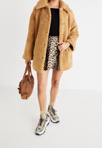 GAP Vinterfrakke - black