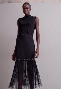 ROKH FRINGE DETAILED LONG SKIRT - Pliiatsseelik - black