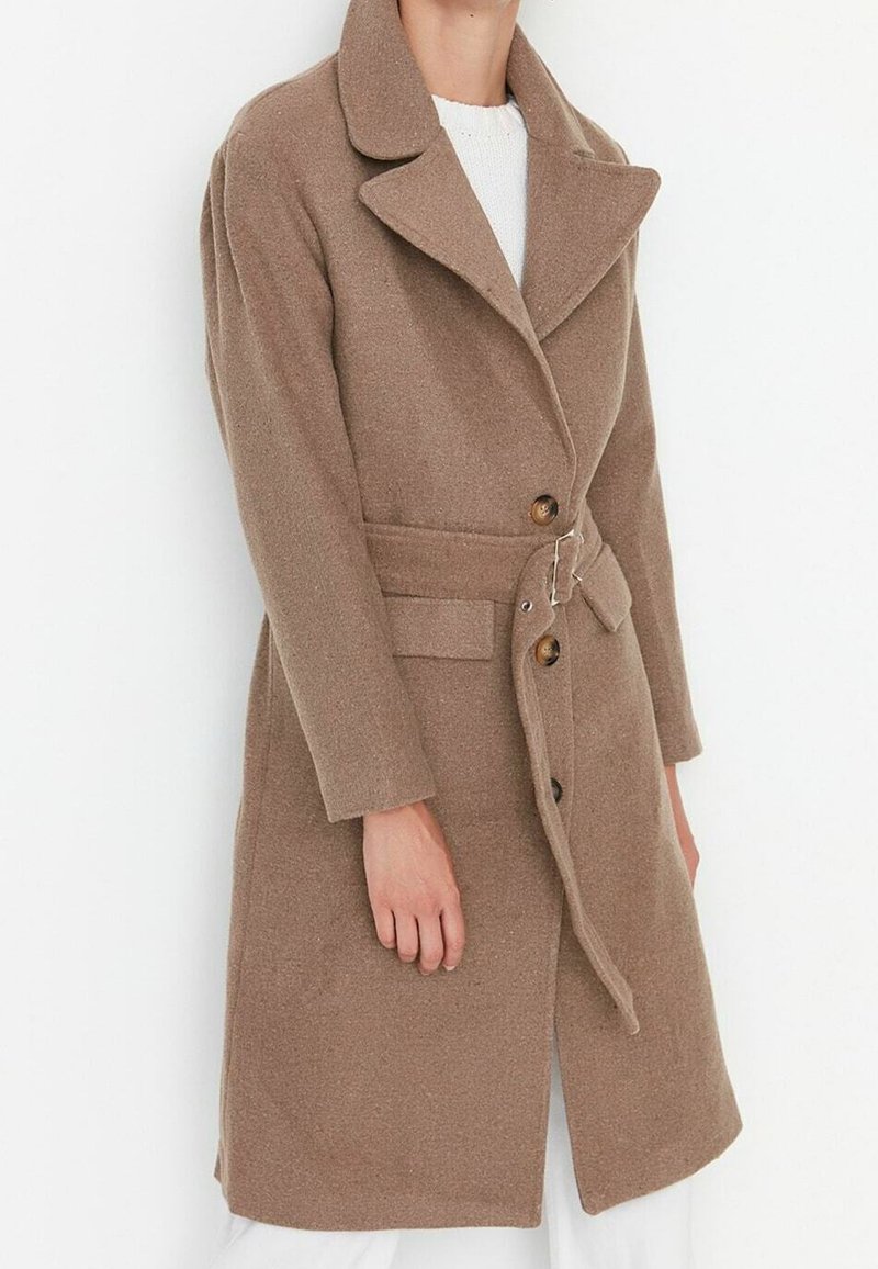 Trendyol Cappotto classico - beige