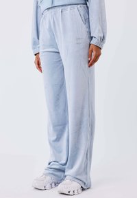 Non sélectionné, bleu brume misty