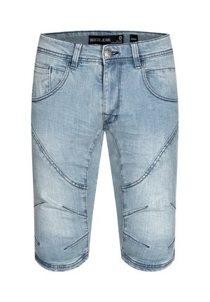 Pantalones cortos de denim azul claro con bolsillos delanteros, trabillas para cinturón, cierre de botón y costuras decorativas en los muslos y las rodillas.