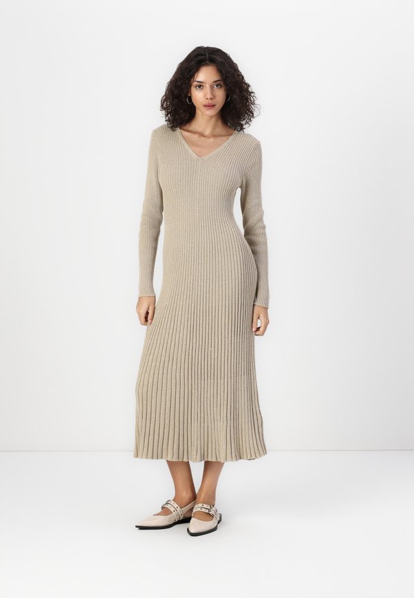 DRESS - Jumper dress - iconic khaki