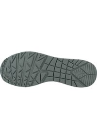 Semelle de chaussure en caoutchouc gris avec un motif de tissage texturé. Comprend des crampons triangulaires et rectangulaires pour l'adhérence et la traction. Design de talon arrondi.