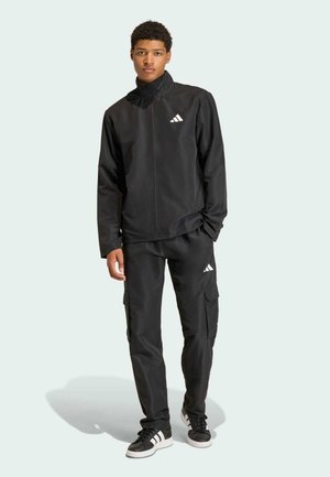 SET  - Chándal - black