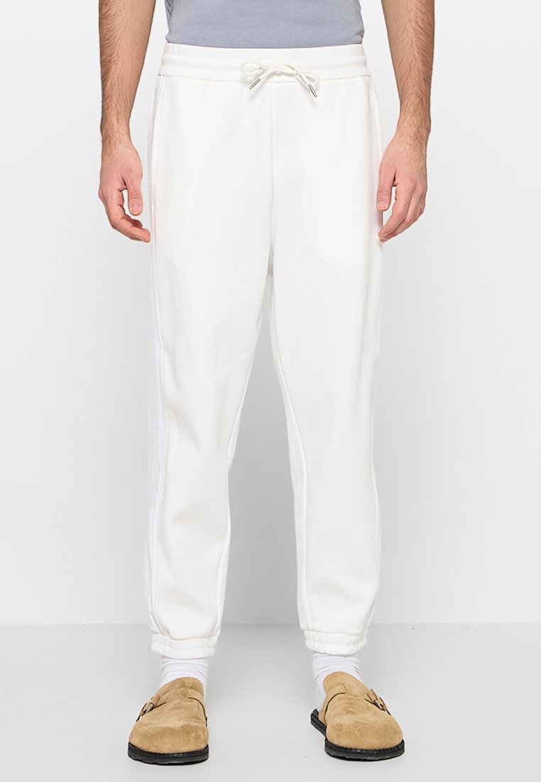 Armani Exchange Trainingsbroek wit Armani Exchange Trainingsbroek wit
