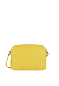 Borsa a tracolla gialla in pelle con superficie testurizzata, forma rettangolare, chiusura con zip superiore e tracolla regolabile.