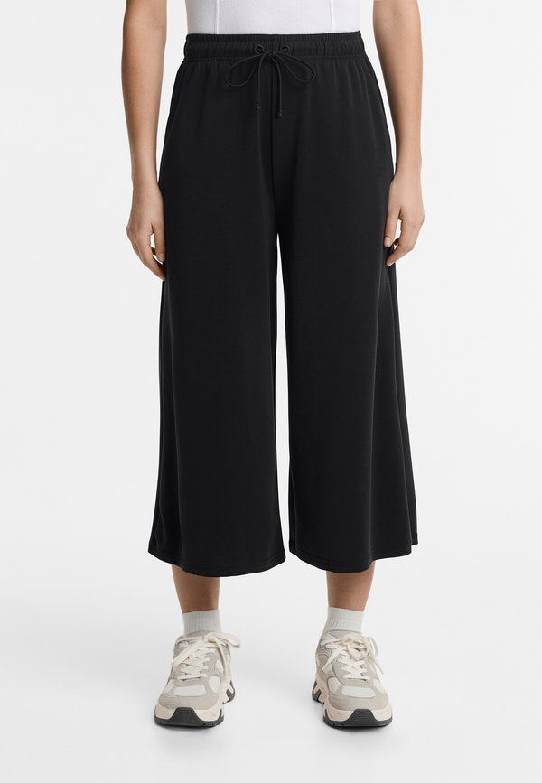 SOFT TOUCH CROPPED WIDE-LEG - Jogginghose
