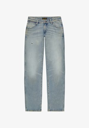 Jasnoniebieskie dżinsy o prostych nogawkach z pięcioma kieszeniami, zapięciem na guzik i suwak oraz małym przetarciem na lewym udzie.