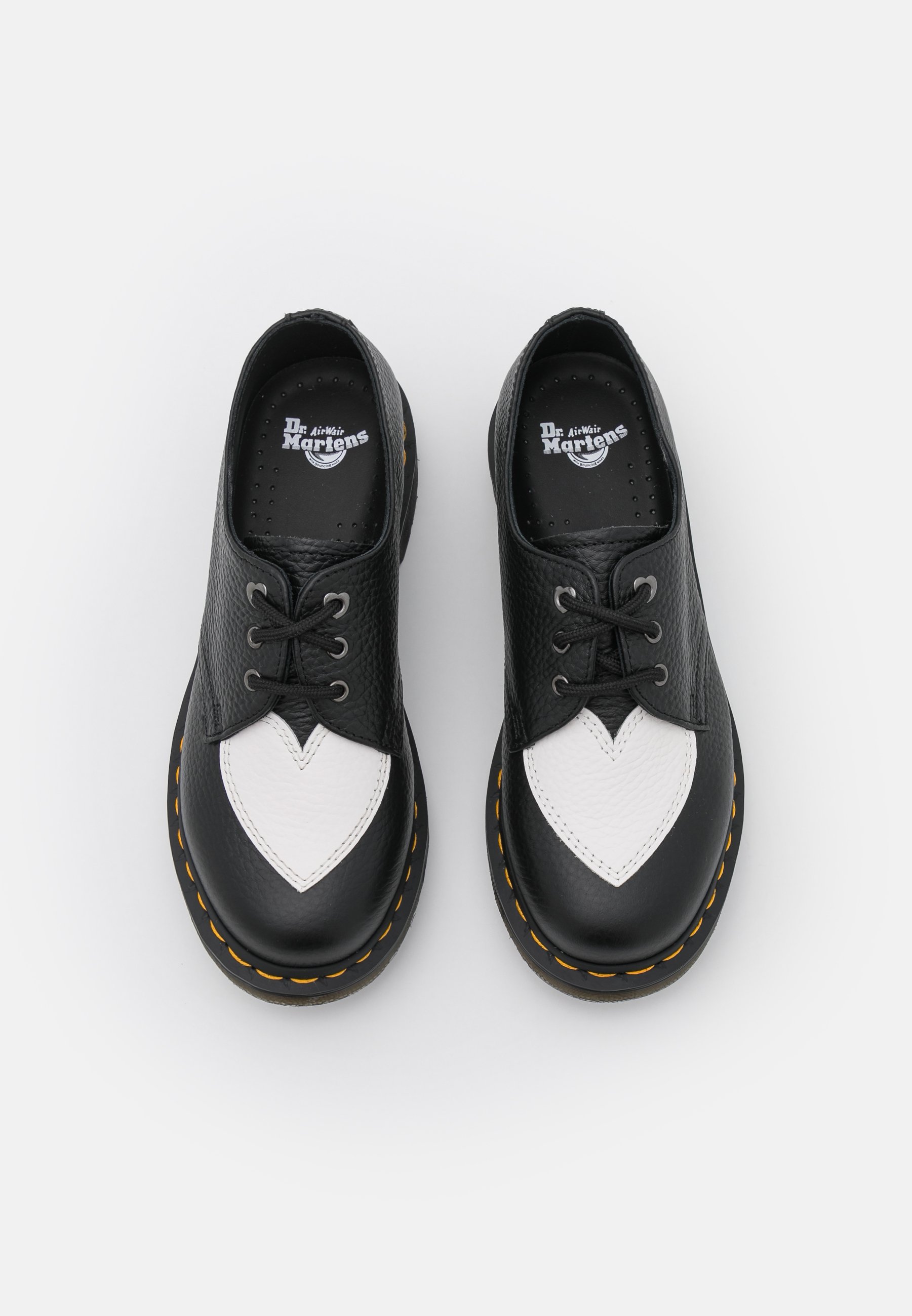 doc martens 1461