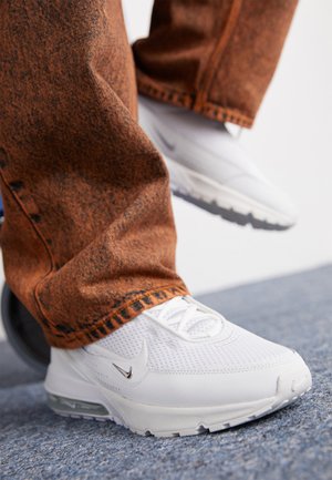 Nike Sportswear NIKE AIR MAX BPM - Joggesko - white/summit white