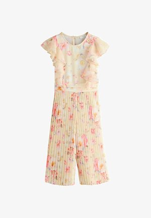 Mono floral con mangas con volantes, fondo amarillo claro, pantalones plisados adornados con patrones de flores rosas y azules, cierre con botones en la espalda.