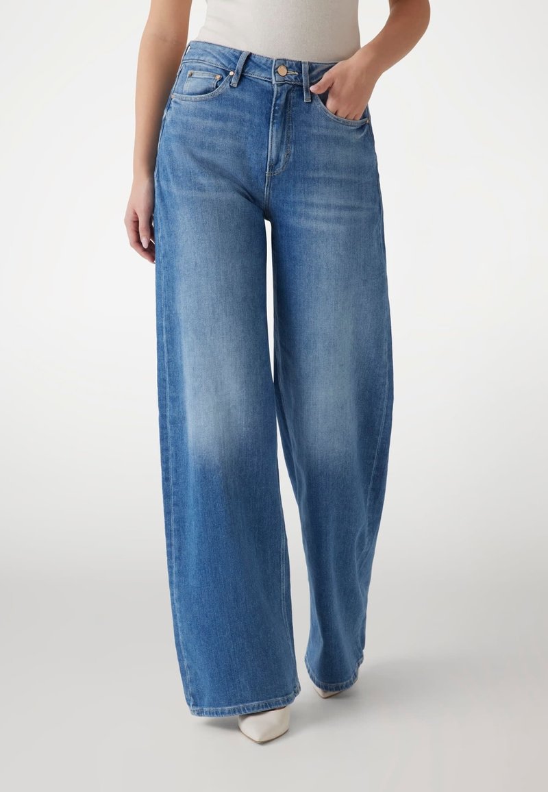 Guess Jean boyfriend - blau
