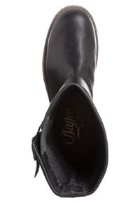 Botte de cheville en cuir noir avec un bout arrondi, texture lisse et semelle en caoutchouc marron. L'intérieur est doté d'une doublure douce et du logo de la marque.